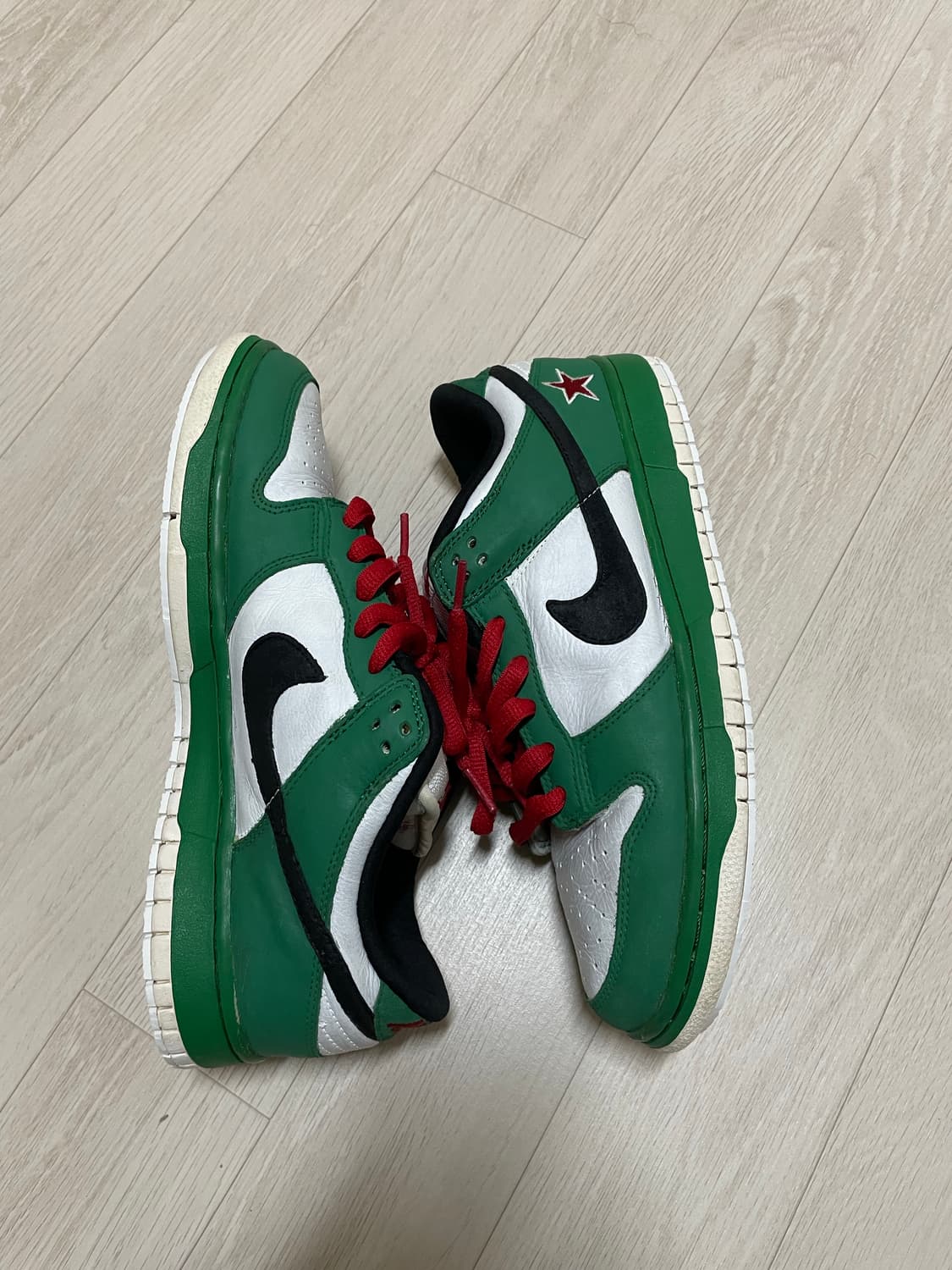 나이키 sb덩크 하이네켄 상품이미지3