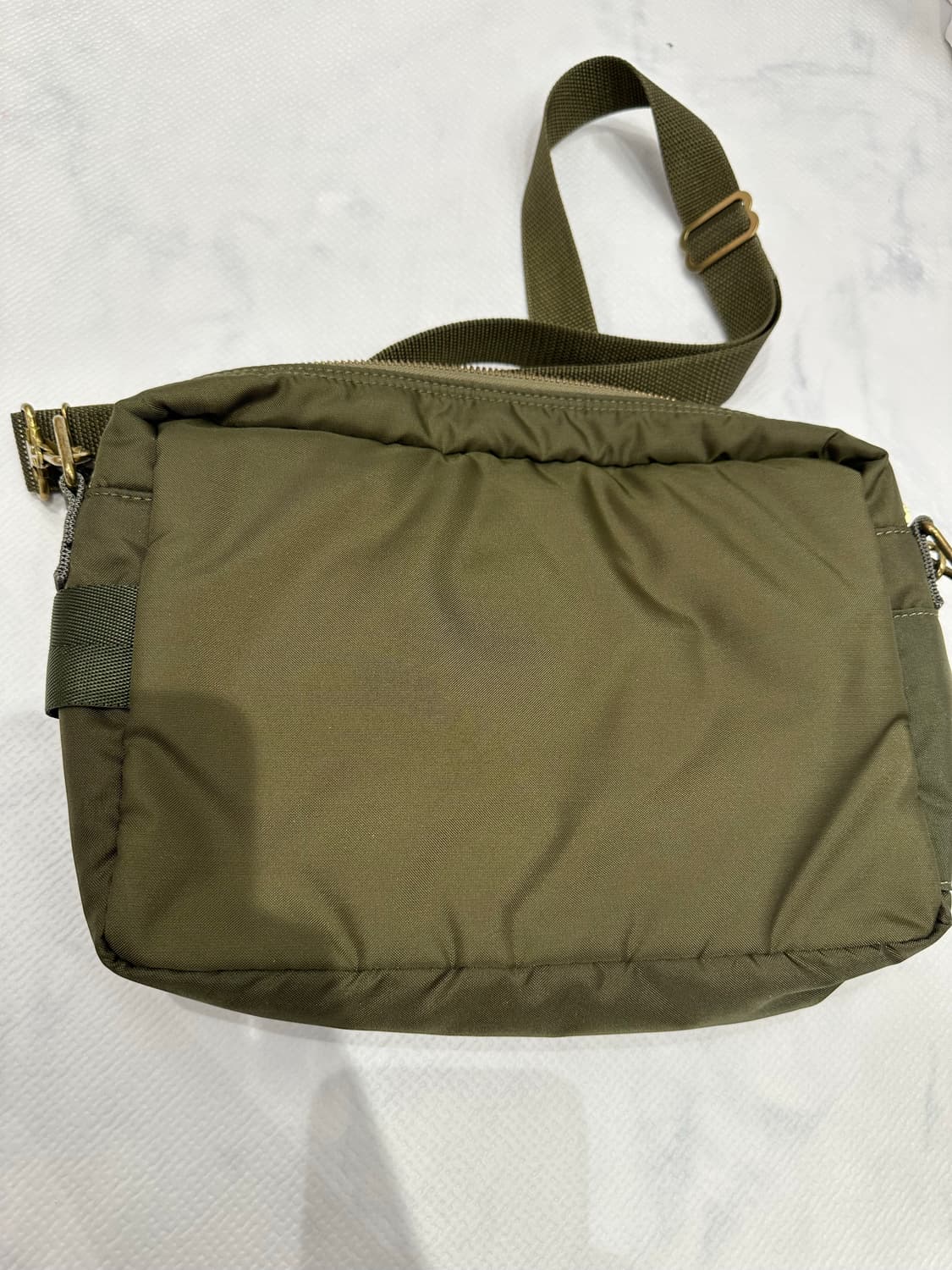 포터 포스 숄더백 스몰 올리브 드랩 상품이미지4