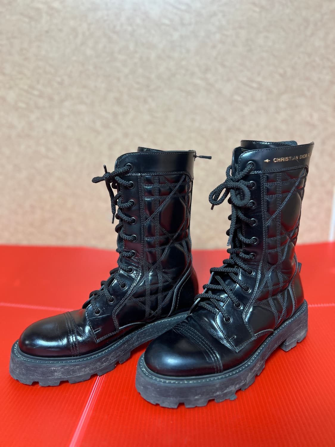 디올 블랙 퀼팅 앵클 부츠 37 상품이미지3