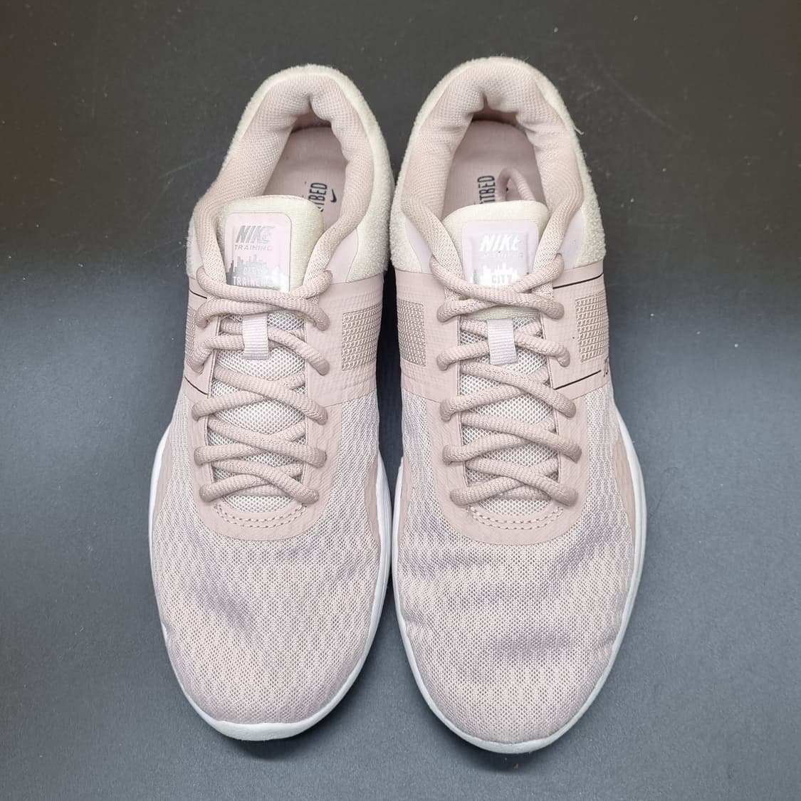 나이키 시티트레이너2. 런닝화 225 상품이미지2