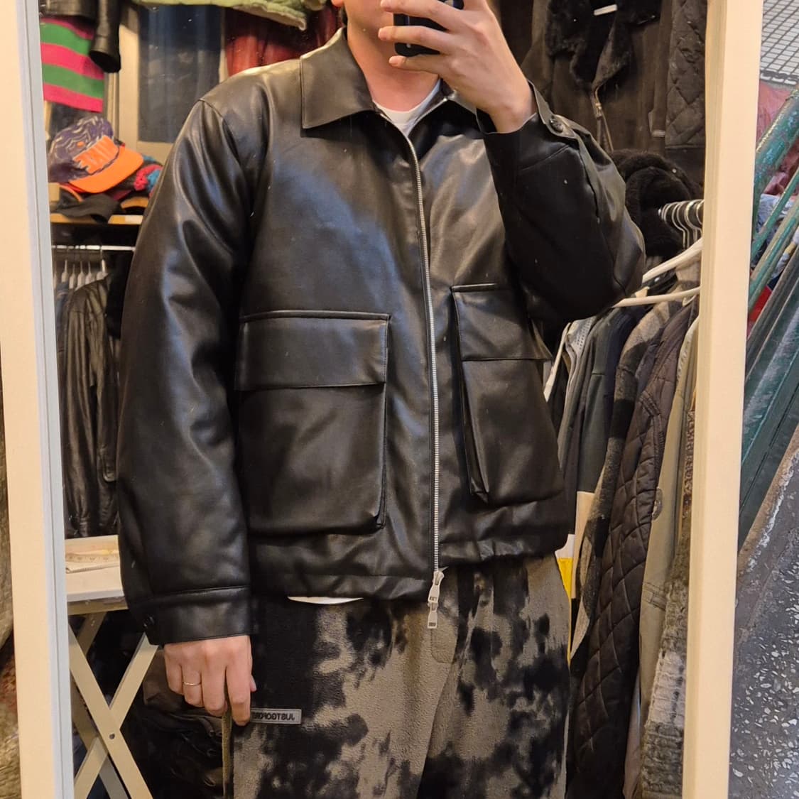 FREE(착샷잇음) 블랙 버핑레더 누빔자켓 상품이미지3