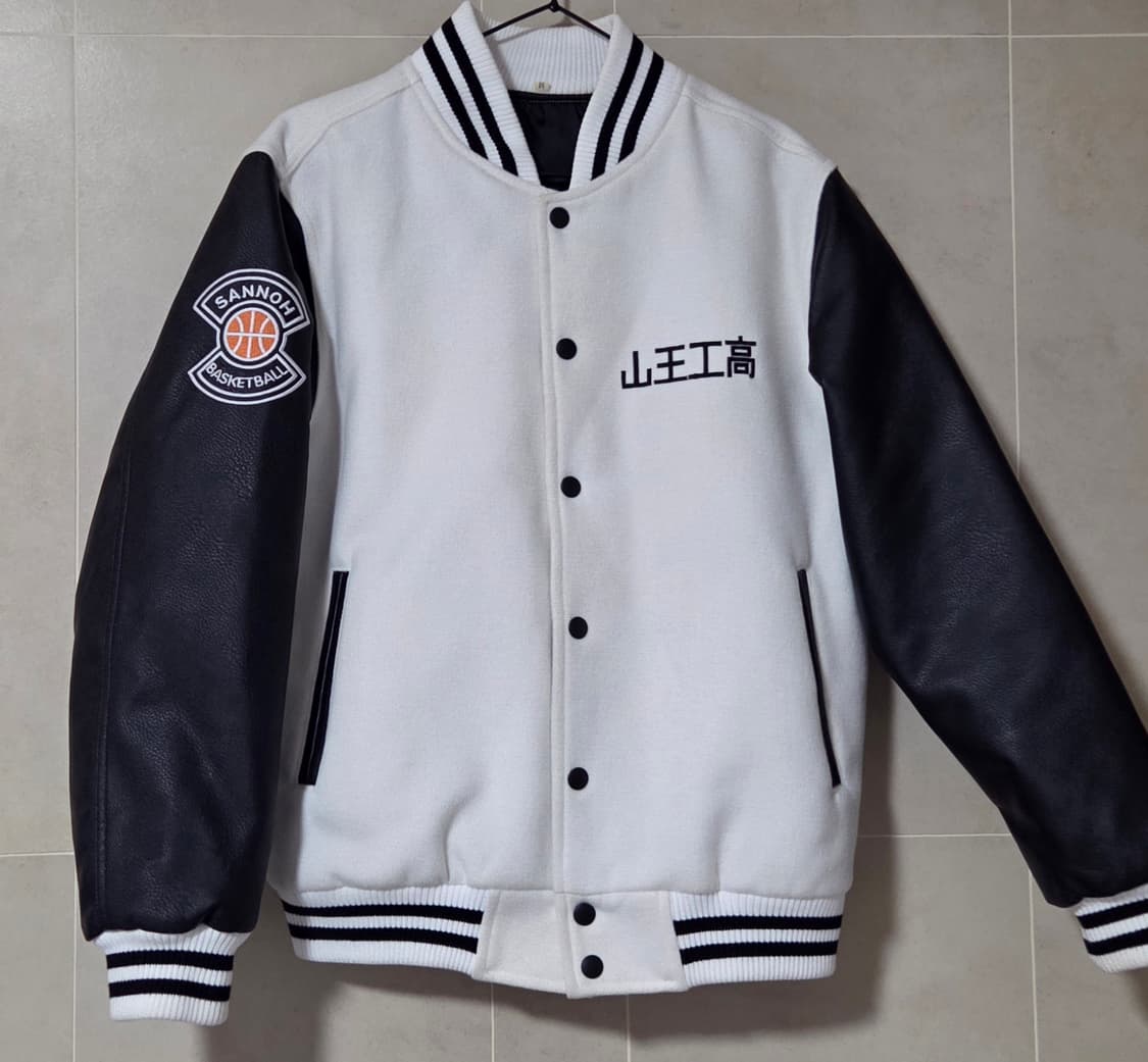 슬램덩크 산왕공고 야구점퍼 M사이즈
택포 상품이미지1