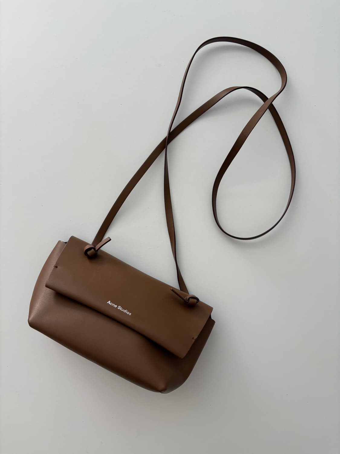 아크네스튜디오 미니 레더백 (새상품) 상품이미지1