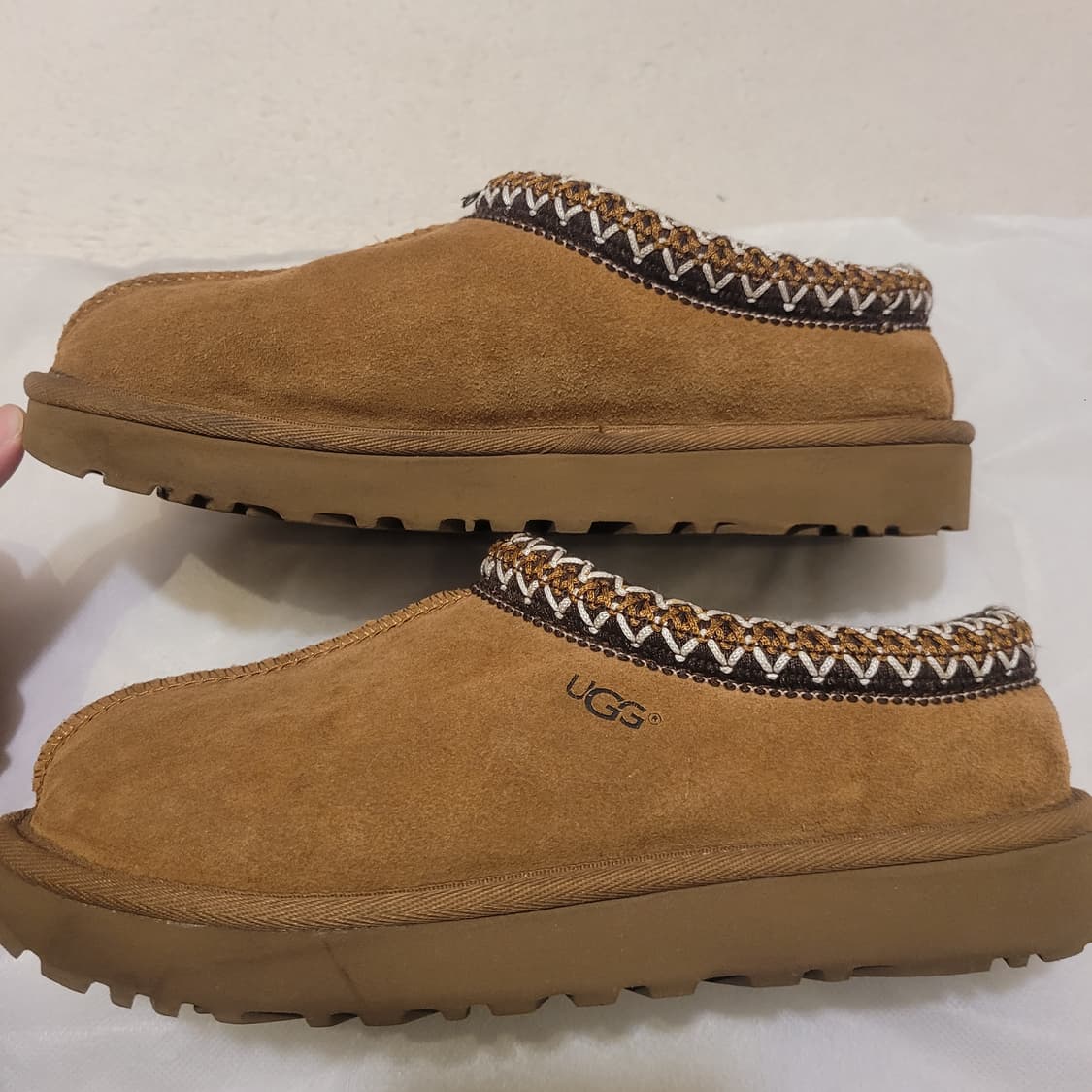 어그 타스만 230 상품이미지3