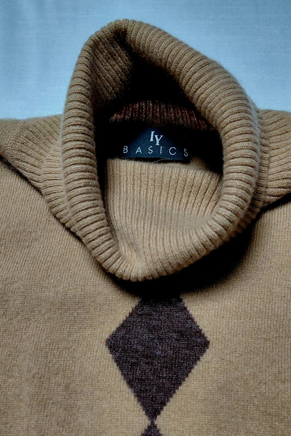 (울 100%) IY BASICS 아가일 패턴 반팔 터틀넥 니트 상품이미지2