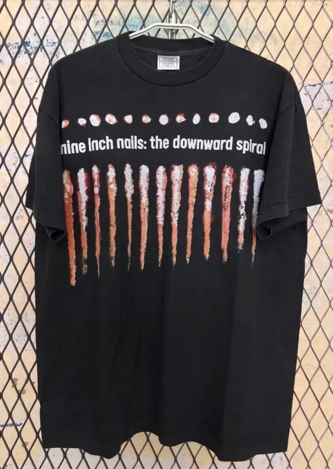 나인인치네일스 밴드티 상품이미지1