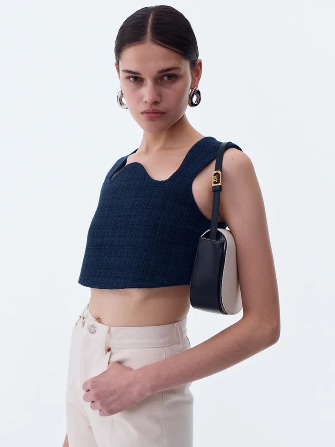 택달린 새상품) 렉토RECTO 이카로 트위드 커브드 크롭 탑 S 정가 3 상품이미지10