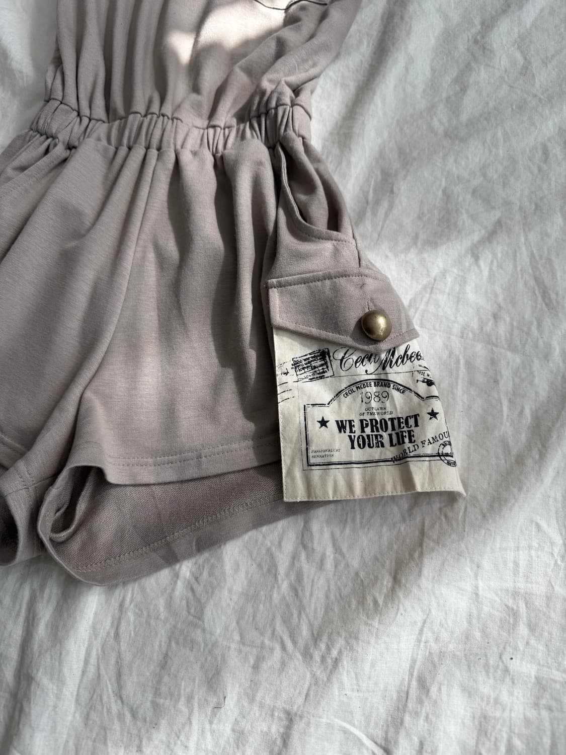 세실맥비 y2k 00’s 베이지 튜브탑 점프수트(새상품) 상품이미지4