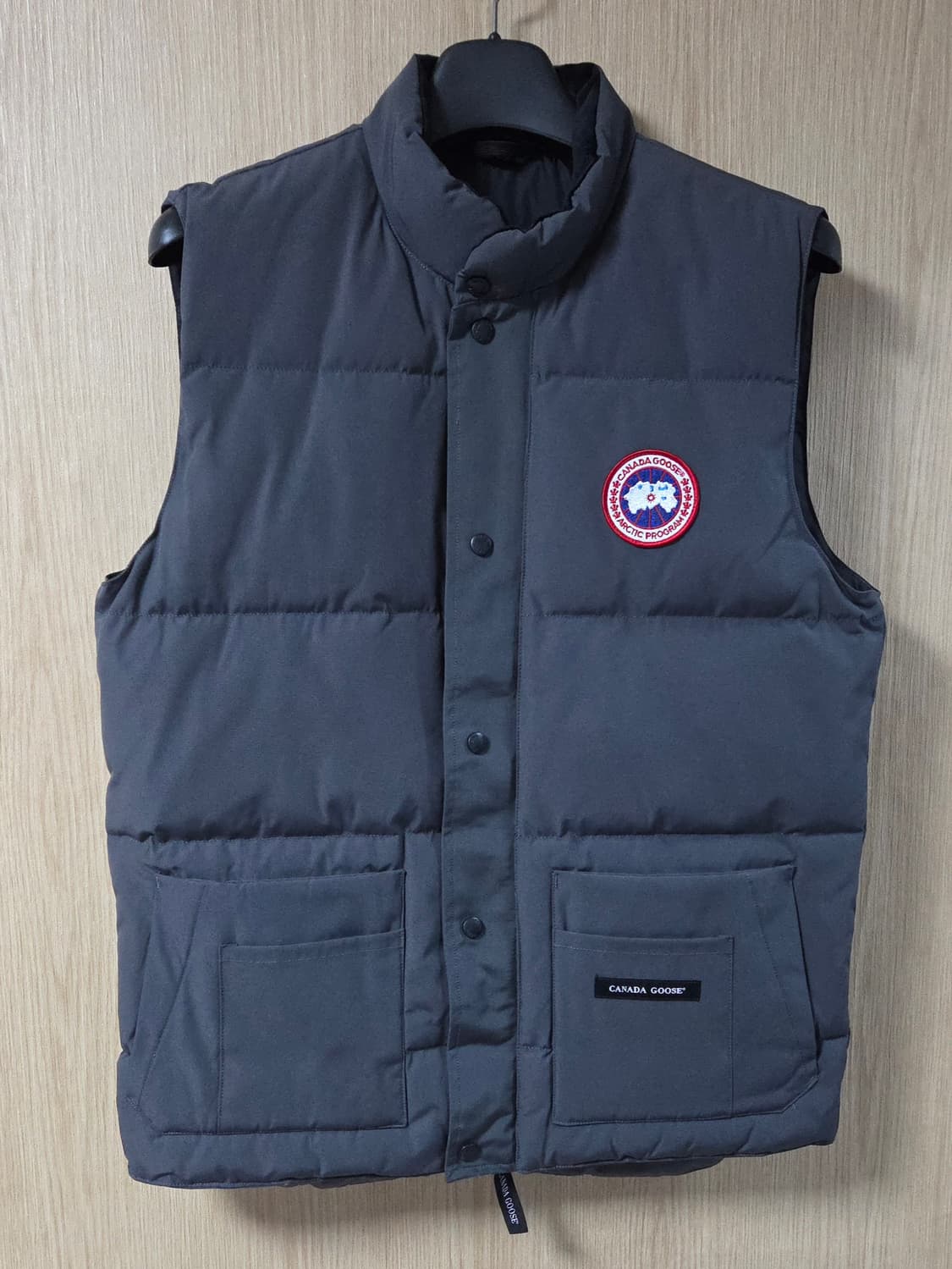 (착샷) 캐나다구스 크루 프리스타일 패딩 베스트  상품이미지1