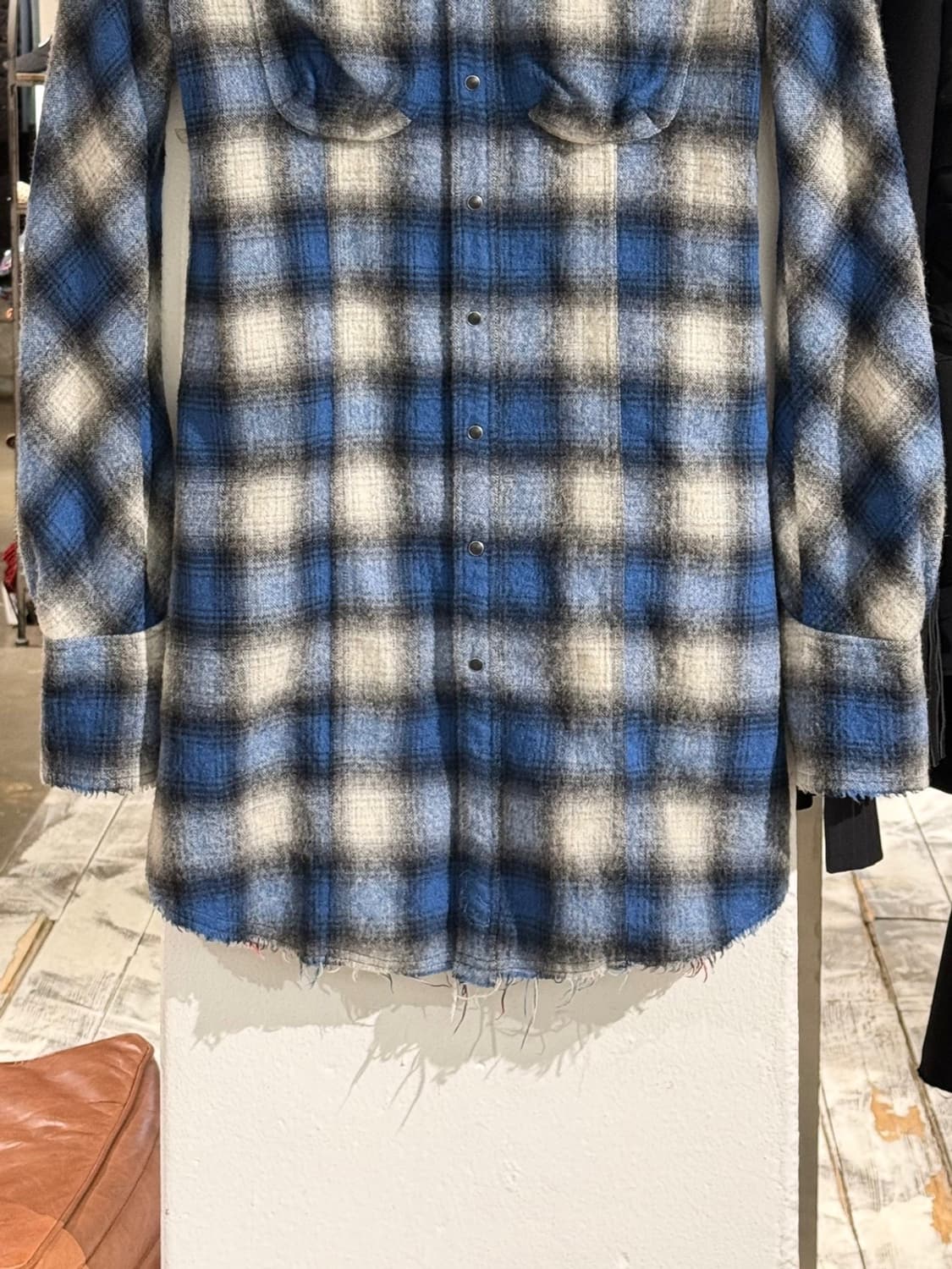 엘지비 블루 체크 울 혼방 지퍼 롱 셔츠  상품이미지3