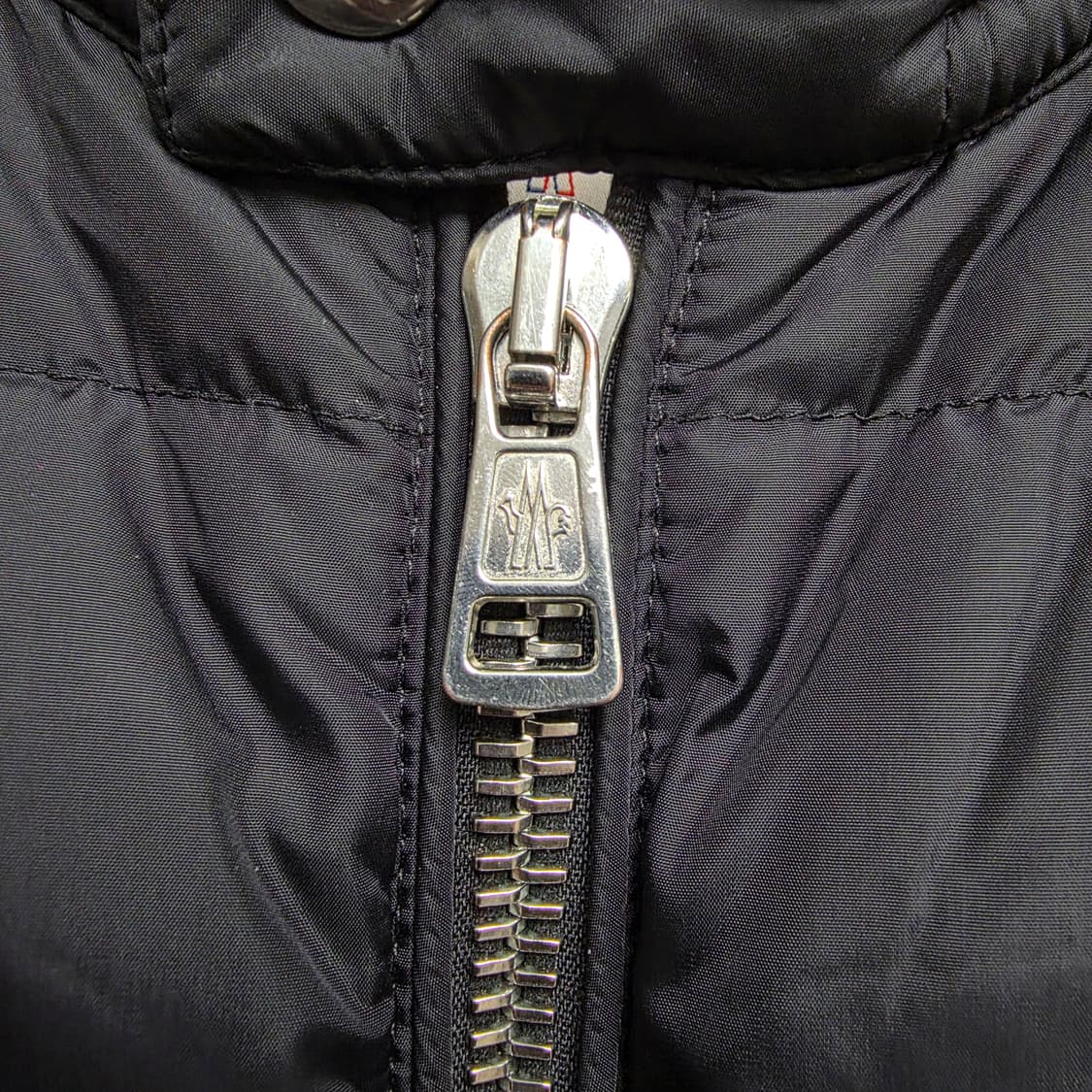 {클로젯}[5][전국유일매물]몽클레어 아미오 바이커 숏 다운 패딩 자켓 상품이미지3