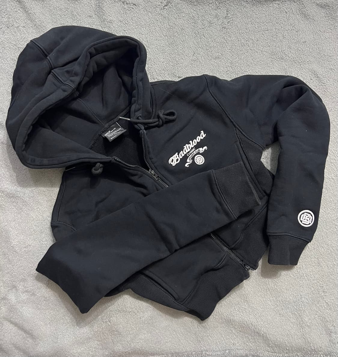 배드블러드 크롭 후드집업 검정 S 상품이미지1