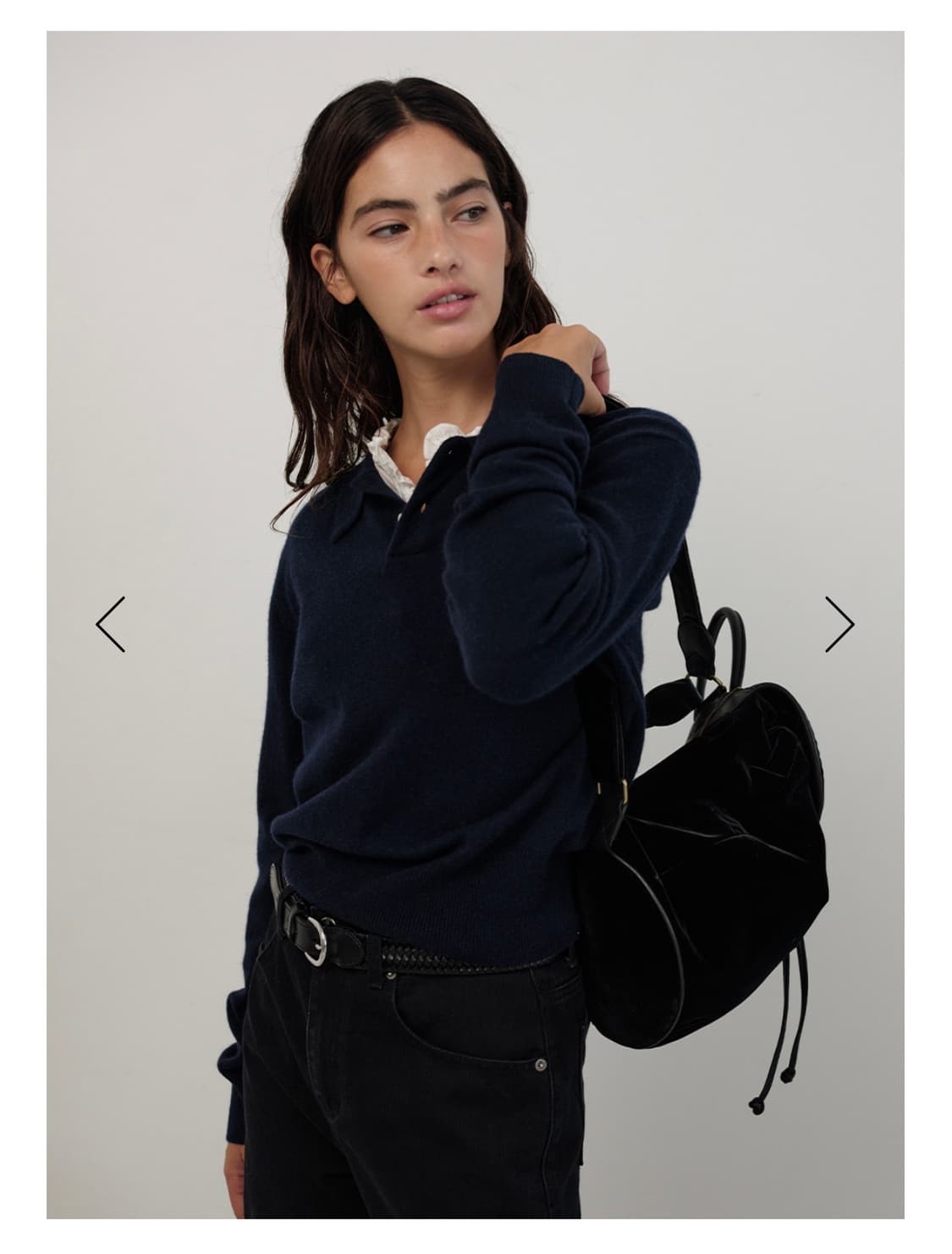 급처)더바넷 블랙 벨벳 백팩 상품이미지1