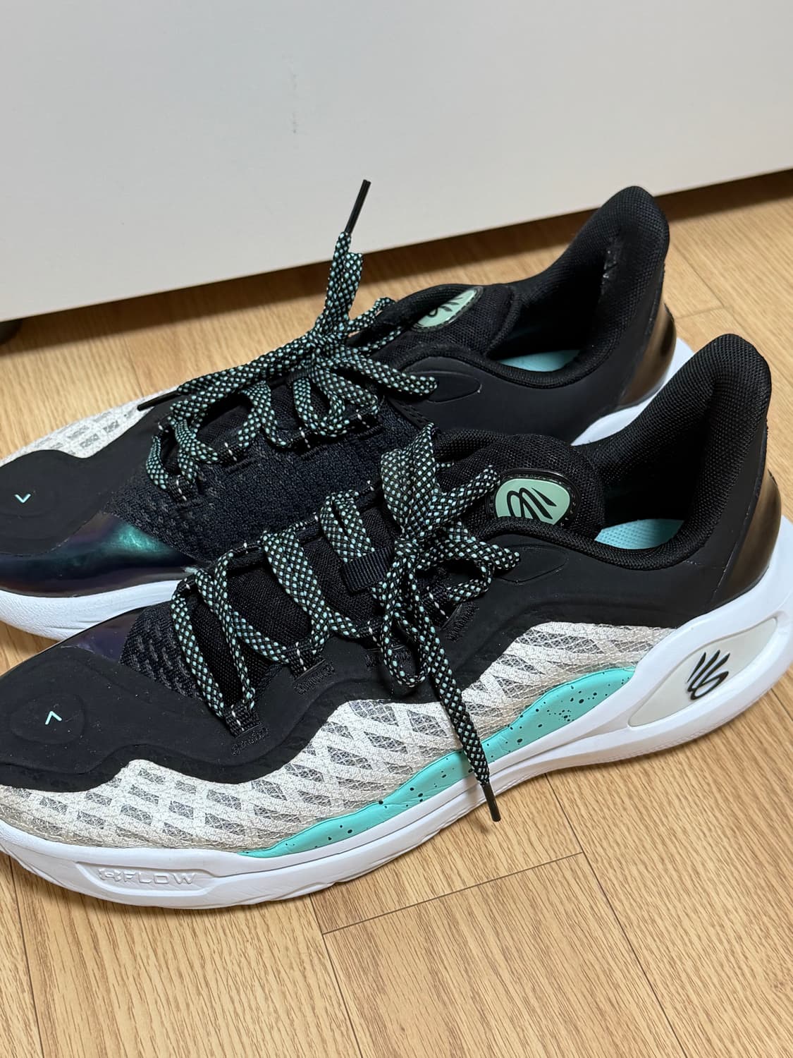 언더아머 커리 11 퓨처 커리 285 상품이미지4