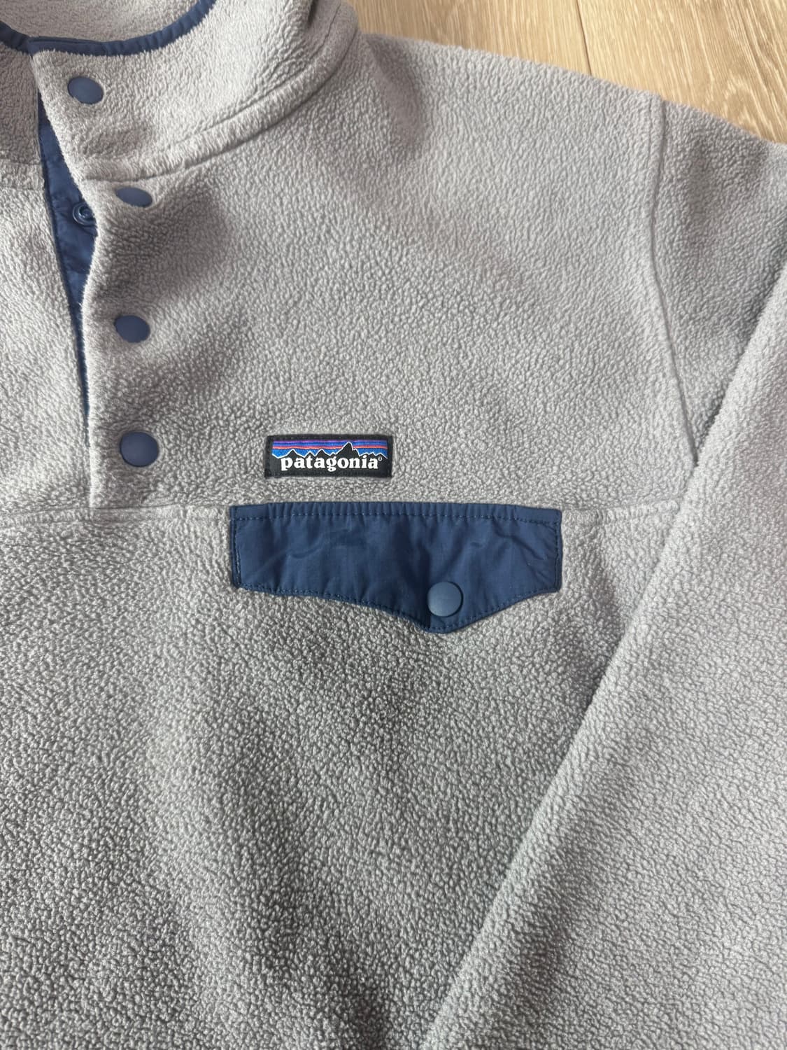 L 파타고니아 신칠라 플리스 풀오버 베이지 그레이 브라운 상품이미지2