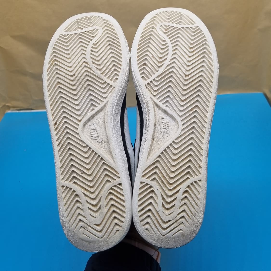 나이키 코트 로얄 블랙 여성스니커즈235 상품이미지3