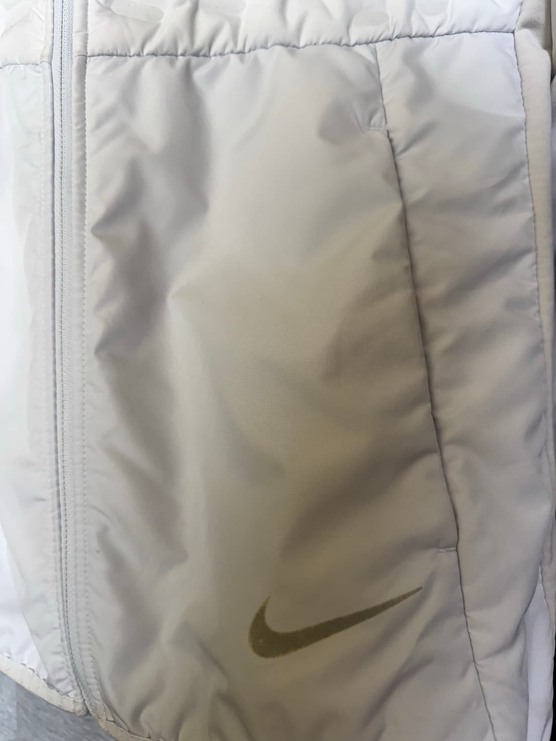 나이키 에어로로프트 러닝 경량패딩 상품이미지4