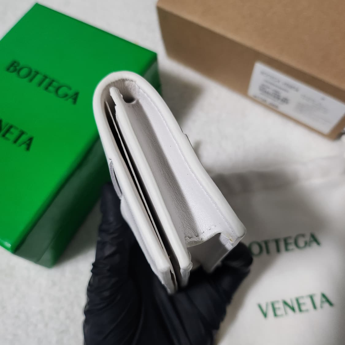 [신형/새상품]보테가베네타 카세트 비즈니스 명함 카드지갑 상품이미지5