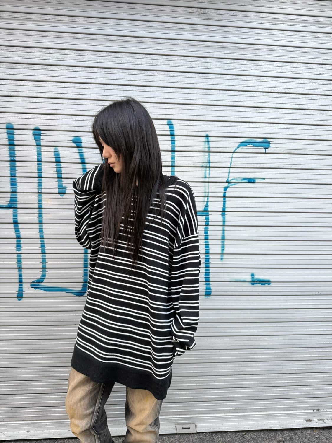 준지 스트라이프 패턴 오버핏 니트 롱 슬리브 상품이미지5