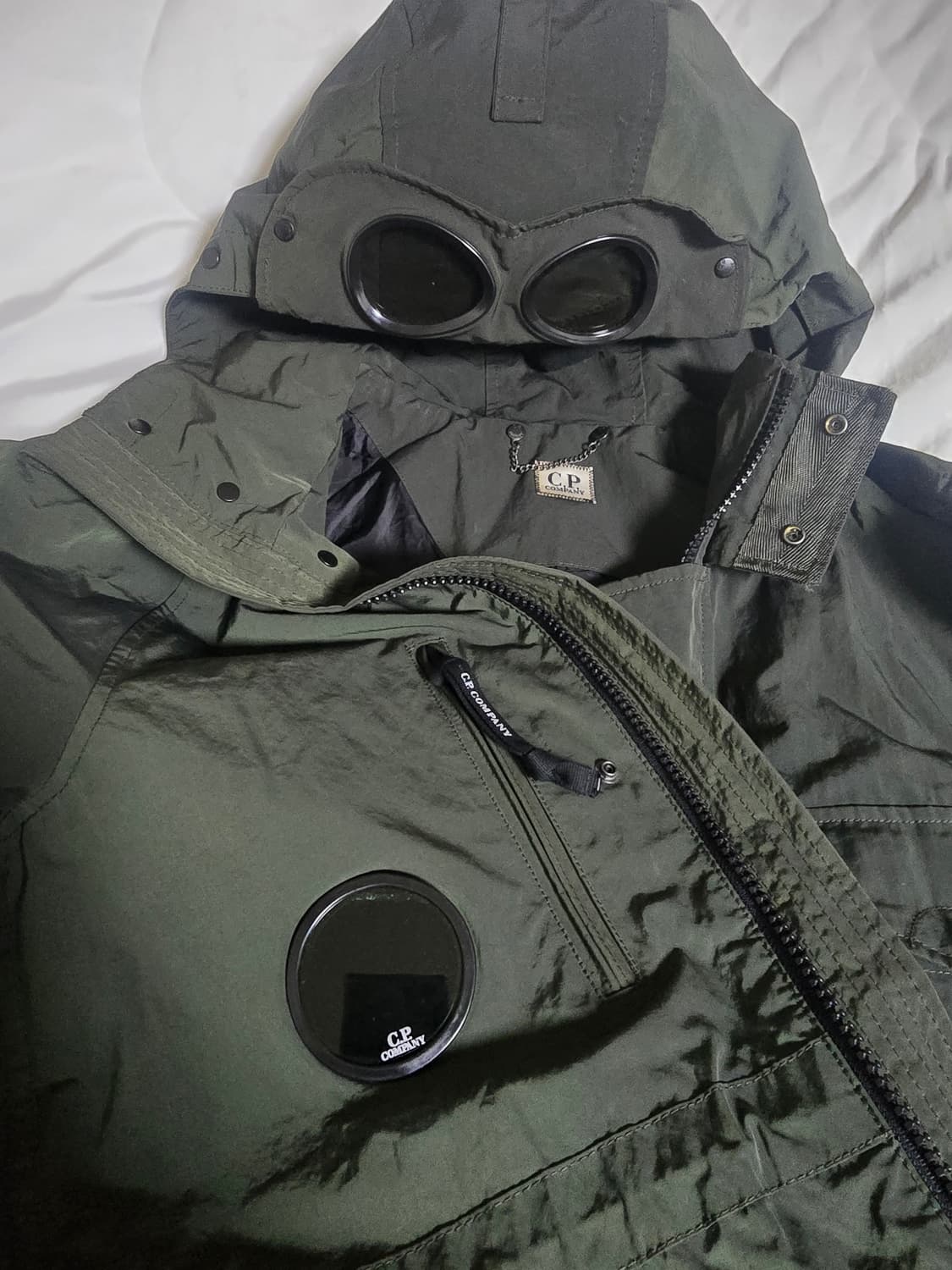 C.P. 컴퍼니 고글 렌즈 필드 재킷 (100사이즈,딥카키) 상품이미지3
