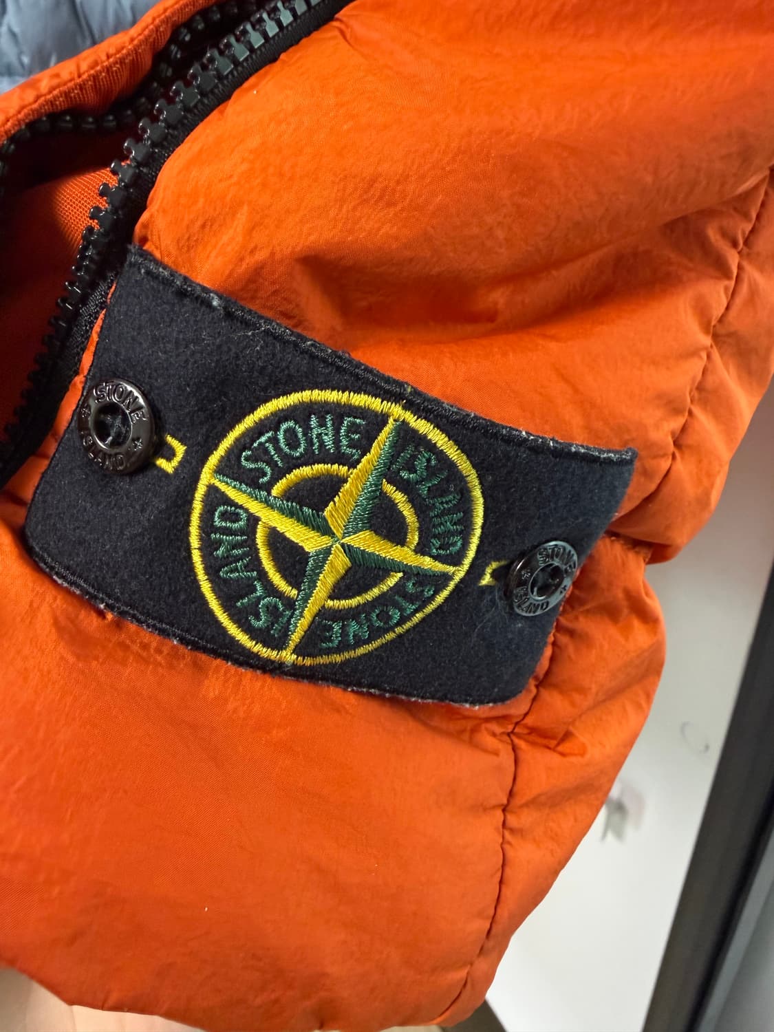 스톤아일랜드 크링클랩스 패딩조끼 상품이미지2