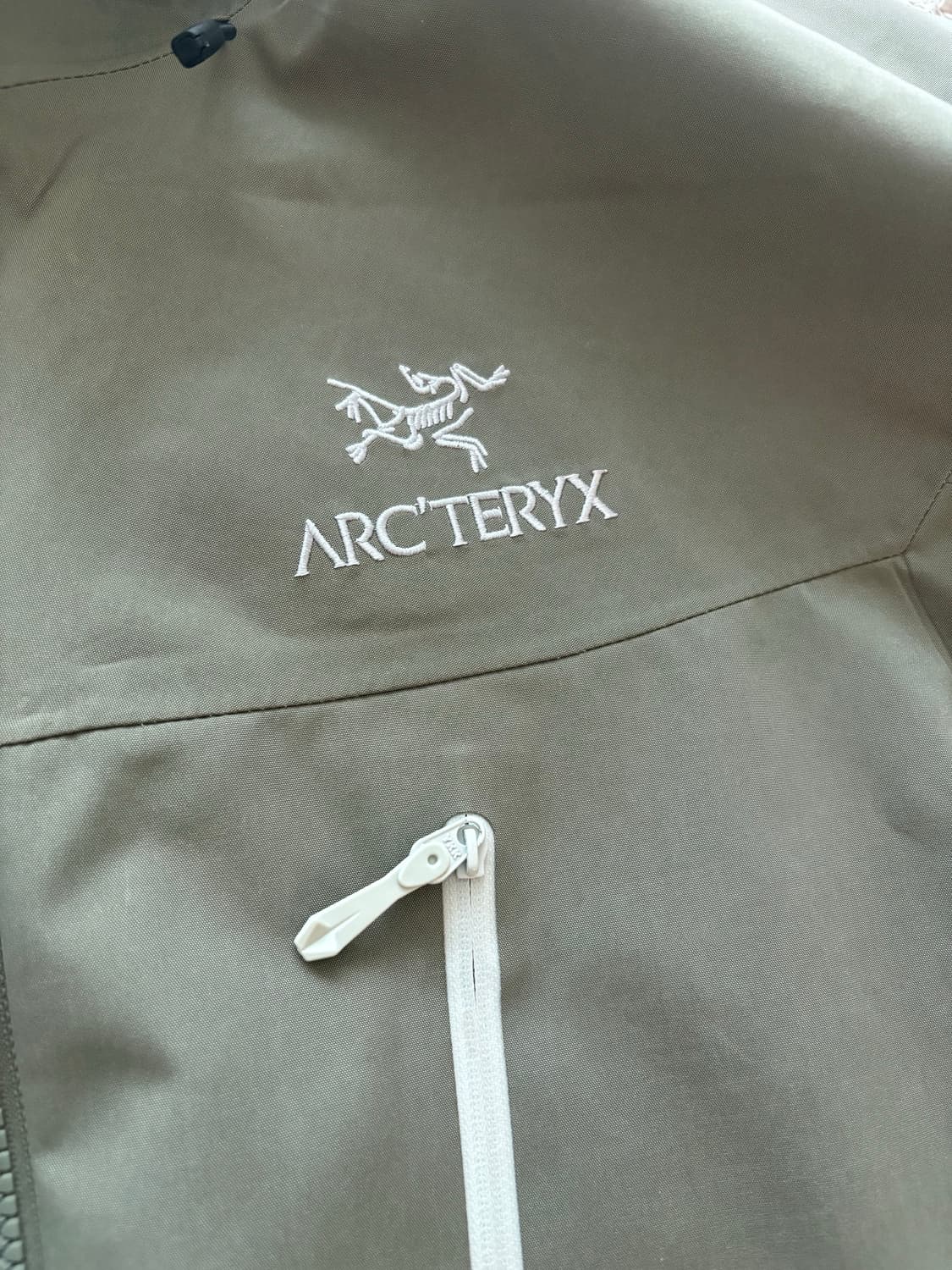 아크테릭스 알파 sv 상품이미지3