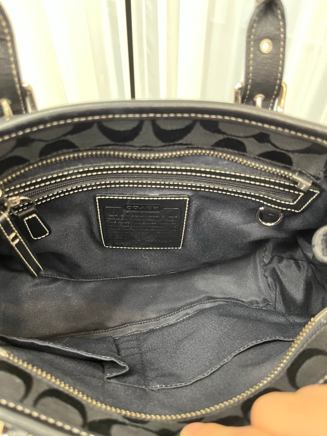Coach Black Square Handbag 상품이미지8