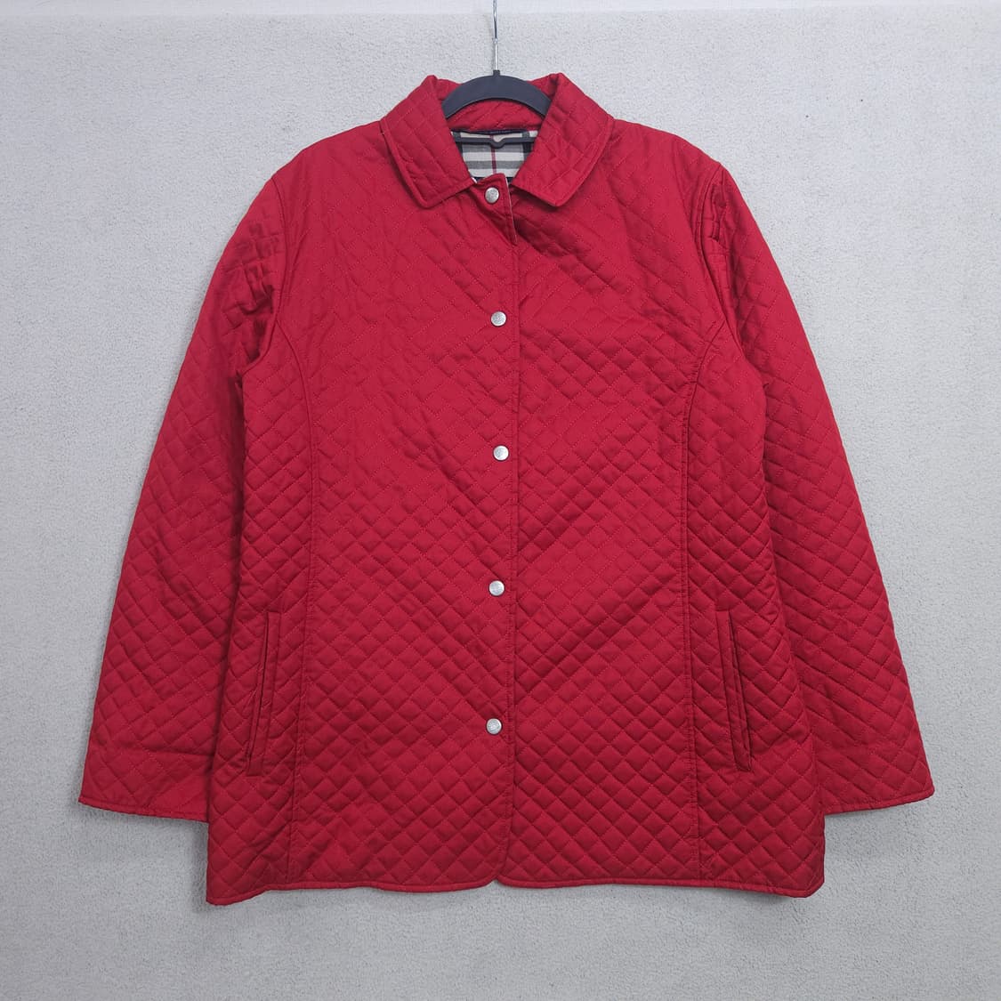 정품 버버리 퀼팅 자켓 M 레드 상품이미지2