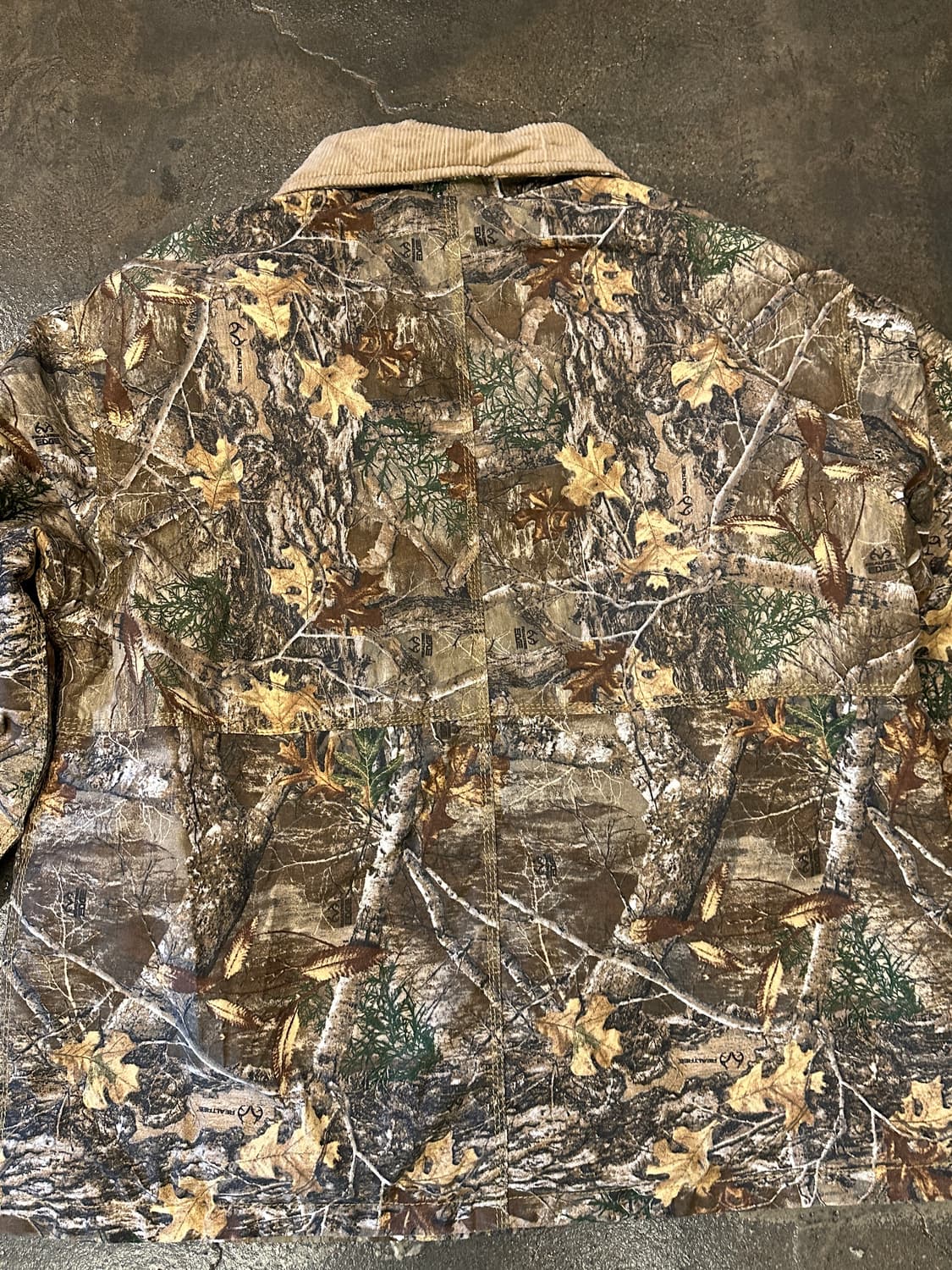 칼하트 리얼트리 카모 자켓 XL 상품이미지2