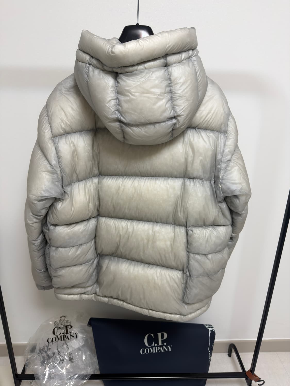 [백화점판, 새상품] CP컴퍼니 DD쉘 디디쉘 코리아익스클루시브 패딩 L 상품이미지6