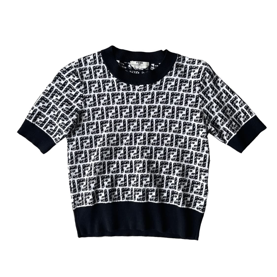 펜디 블랙 주카 크롭 니트 상품이미지1