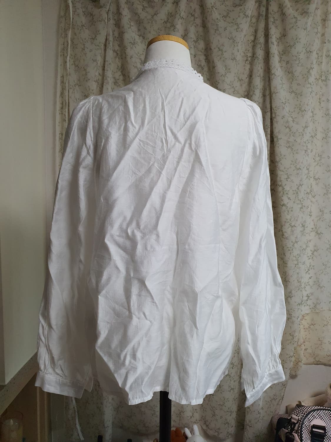 [빈티지] 레이스 퍼프 블라우스 화이트 상품이미지4