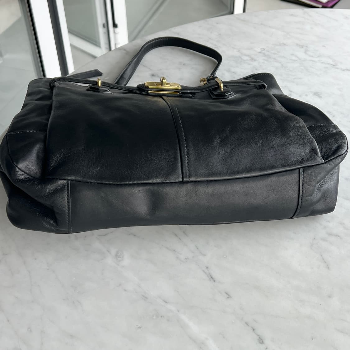 코치 첼시 제이든 사첼백  상품이미지3