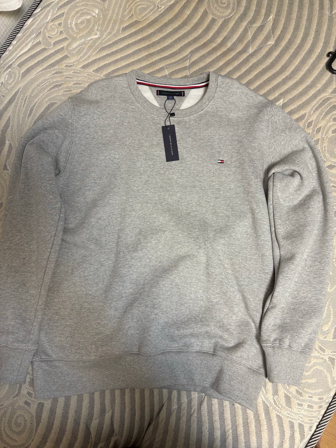 타미힐피거 맨투맨 새 제품 L 상품이미지1