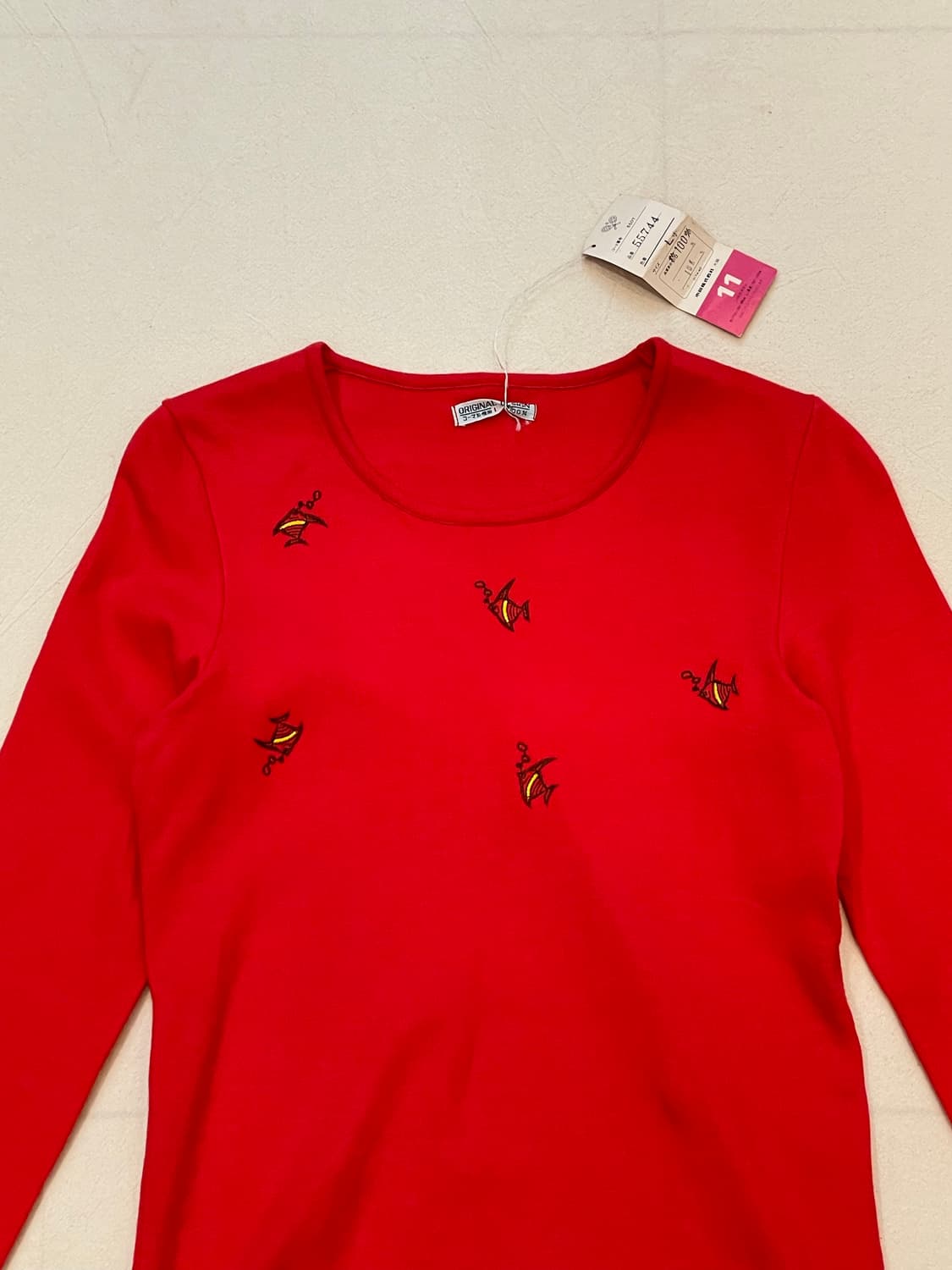 택있는 일본빈티지 유니크한 물고기자수티셔츠 상품이미지1