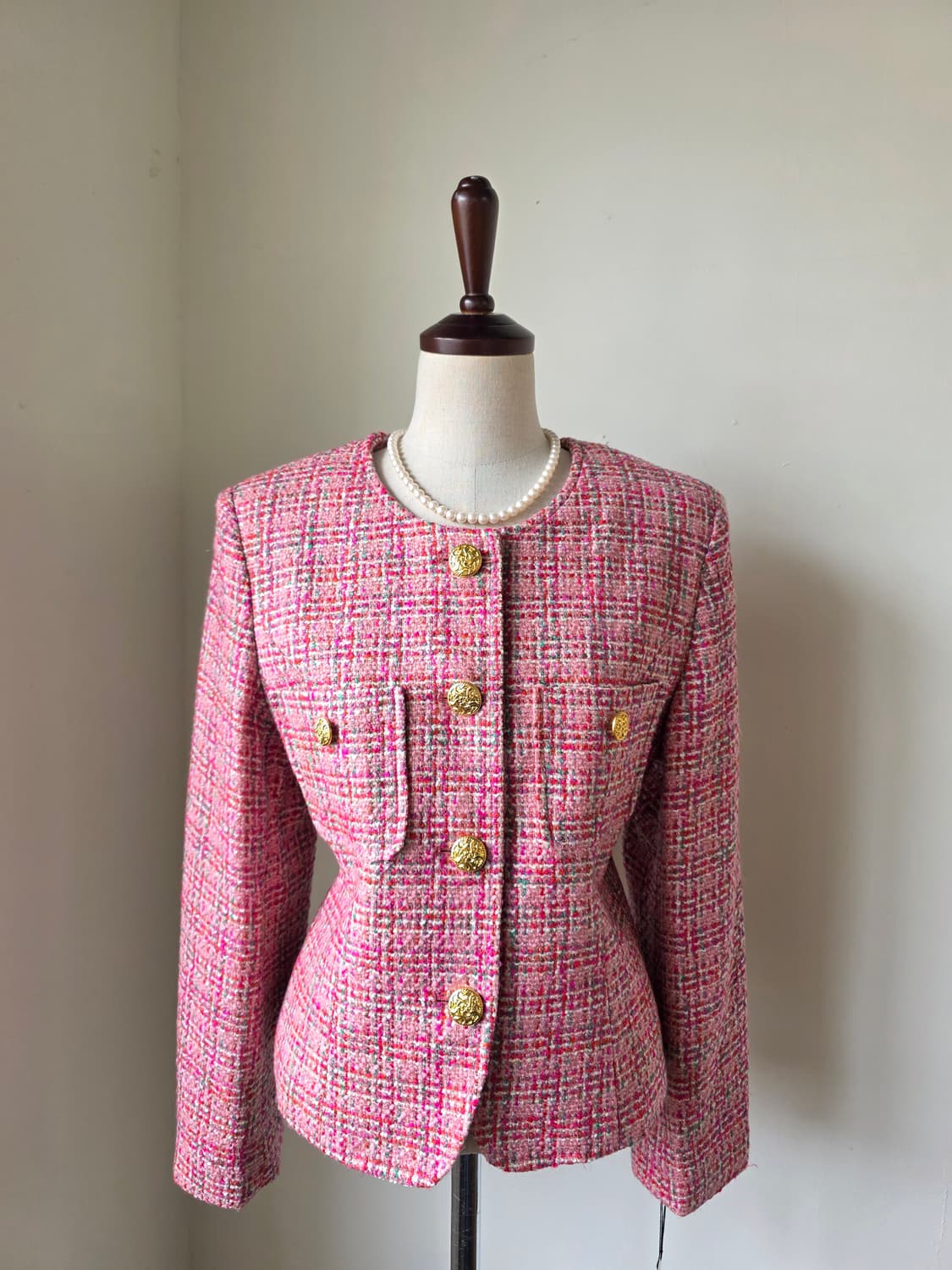 미착용 새상품 핑크 금장 버튼 트위드 자켓 상품이미지3