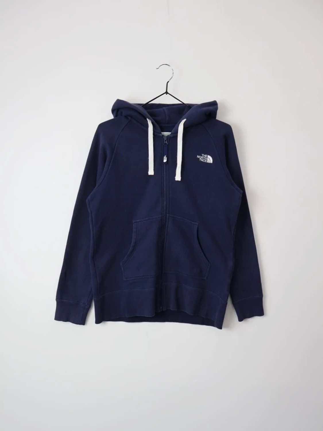 The North Face Back Logo Hoodie 상품이미지4