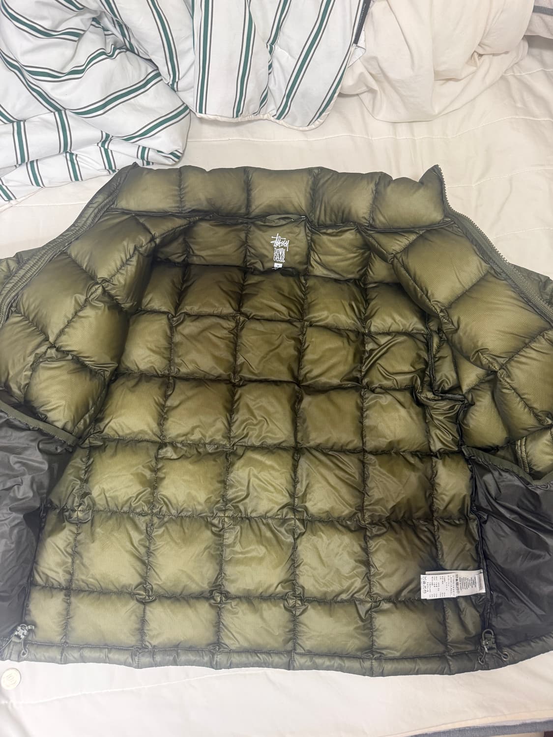 스투시 미드웨이트 퍼퍼 올리브 상품이미지2