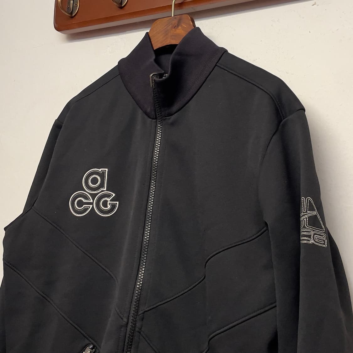 나이키 ACG 블랙 트랙탑 져지 자켓 상품이미지2