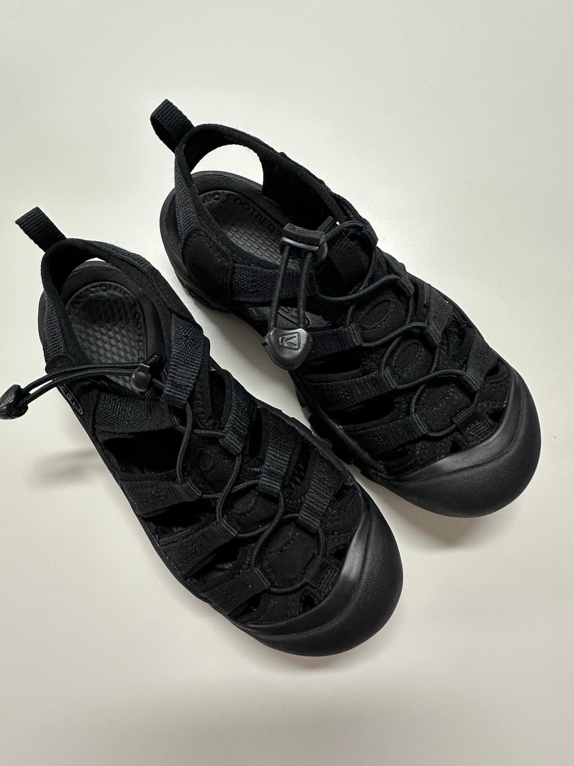 [킨] 뉴포트 여성  블랙  상품이미지1