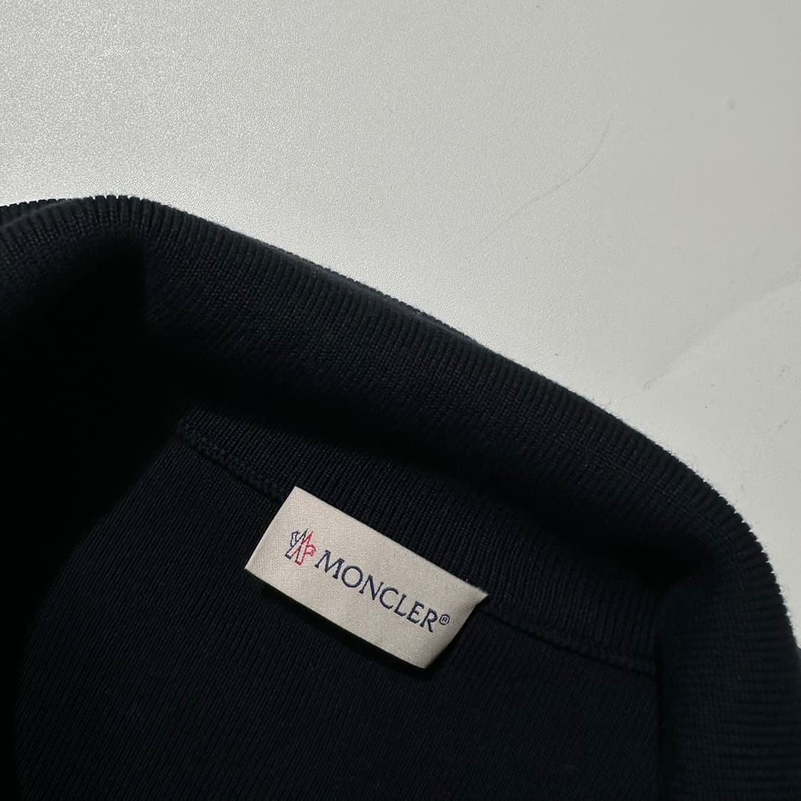 (매장판) 몽클레어 레터링 로고 니트 믹스 구스다운 패딩 상품이미지6