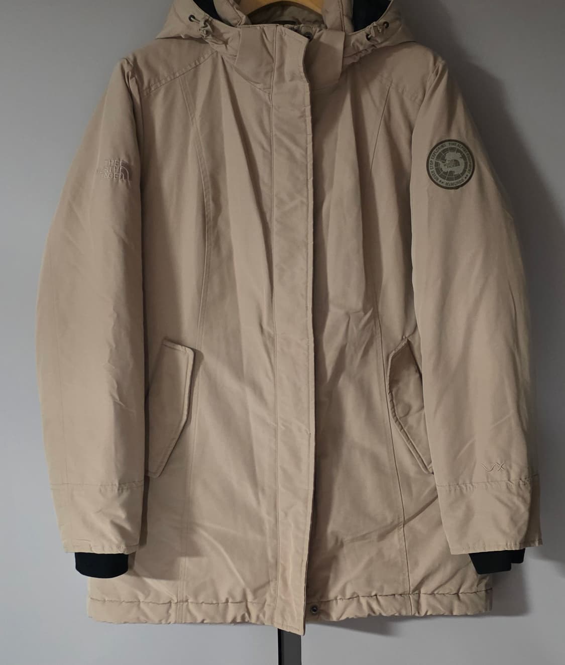 노스페이스 맥머도 베이지 사파리패딩.
싸이즈 100
 상품이미지1