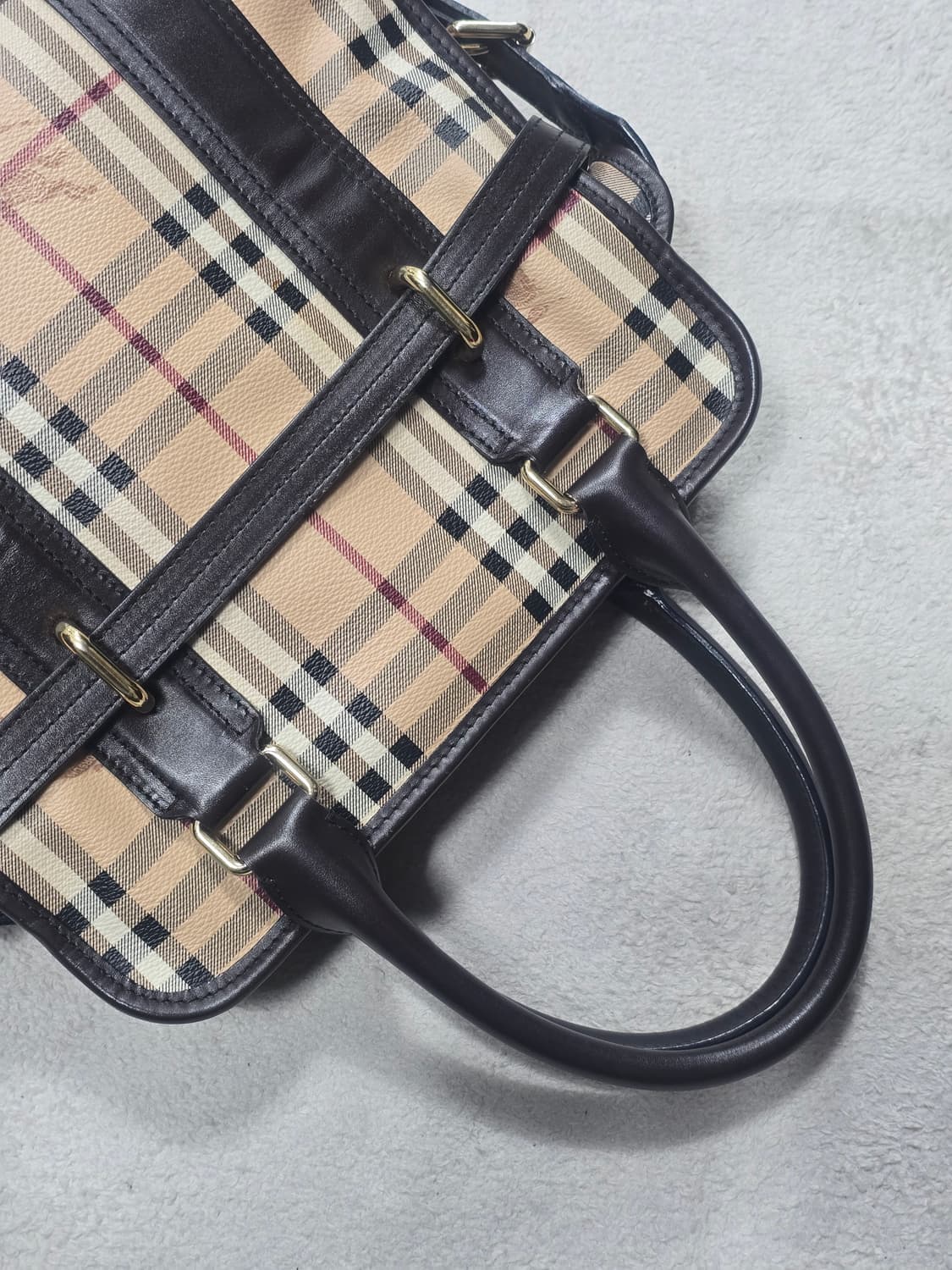 버버리 노바체크 헤이마켓 클래식 토트백 상품이미지4