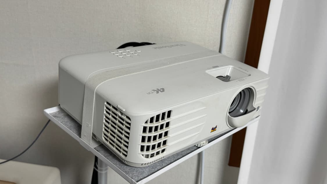 뷰소닉 V-149 4K 3200안시 상품이미지2