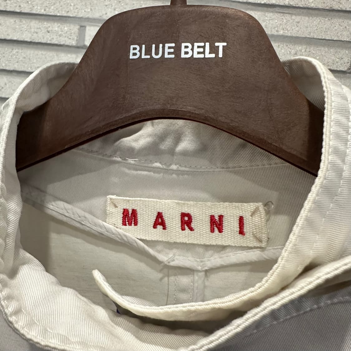 마르니 트렌치코트 버클 카라넥 히든버튼 견장 허리 벨트 디테일 화이트  상품이미지7