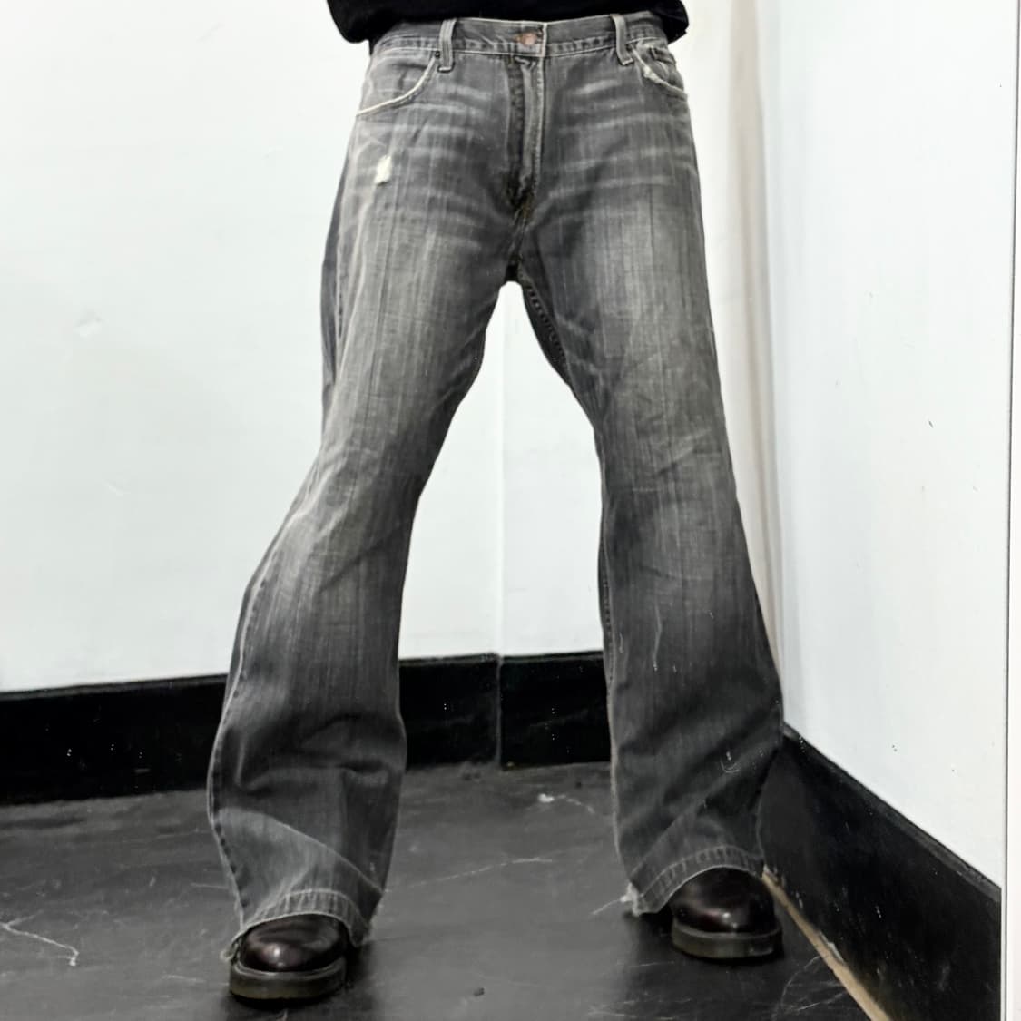 리바이스 527 흑청 부츠컷 데님 팬츠 상품이미지2