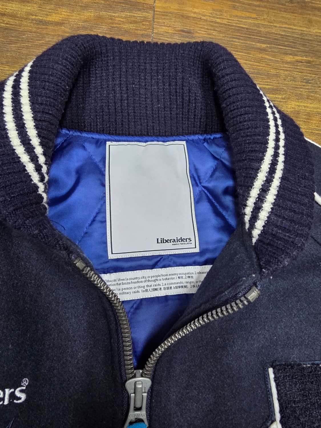 리버레이더스M.A.W어워드자켓

 상품이미지3