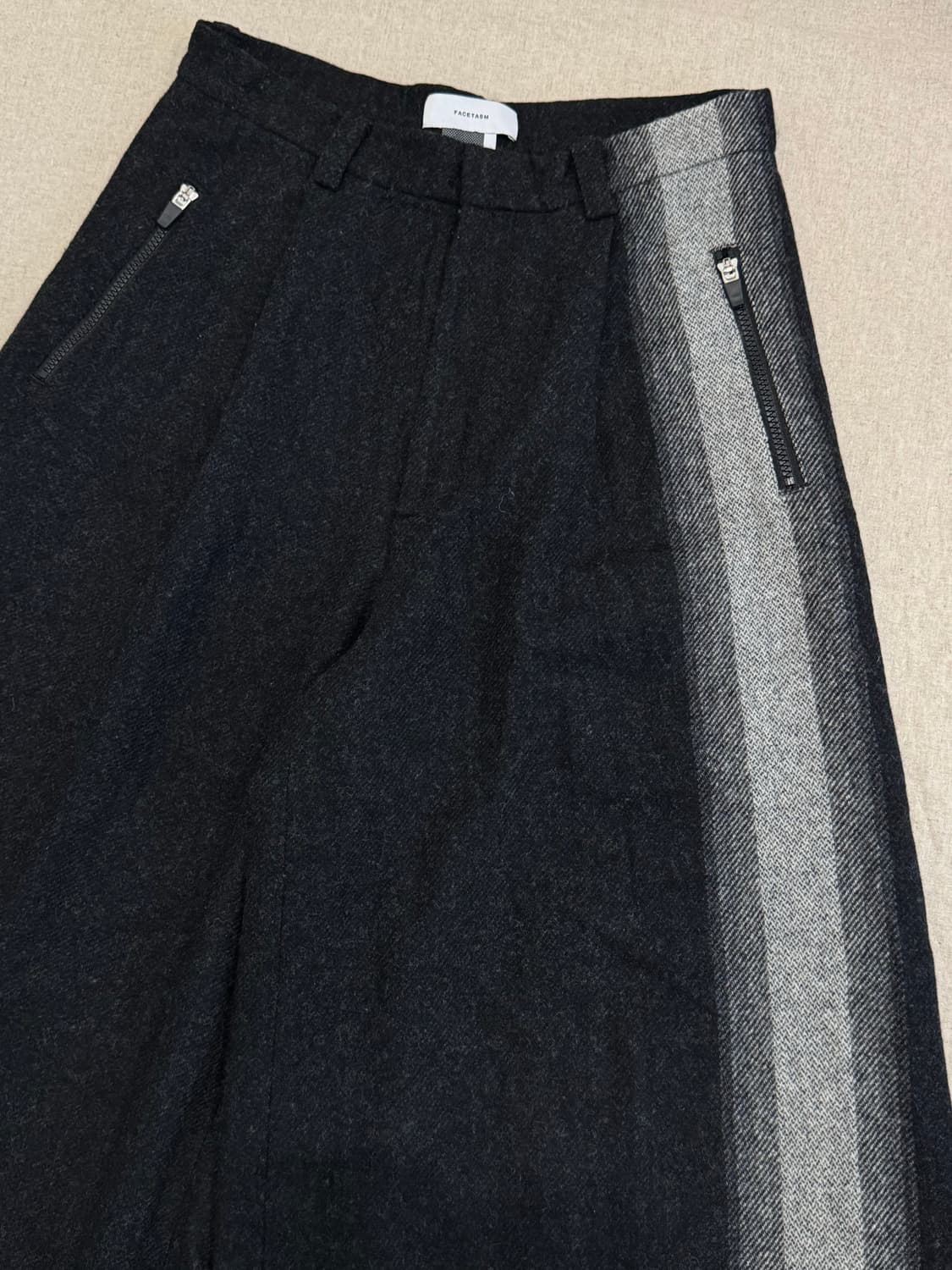 파세타즘 와이드 울 사이드스트라이프 트라우저 상품이미지7