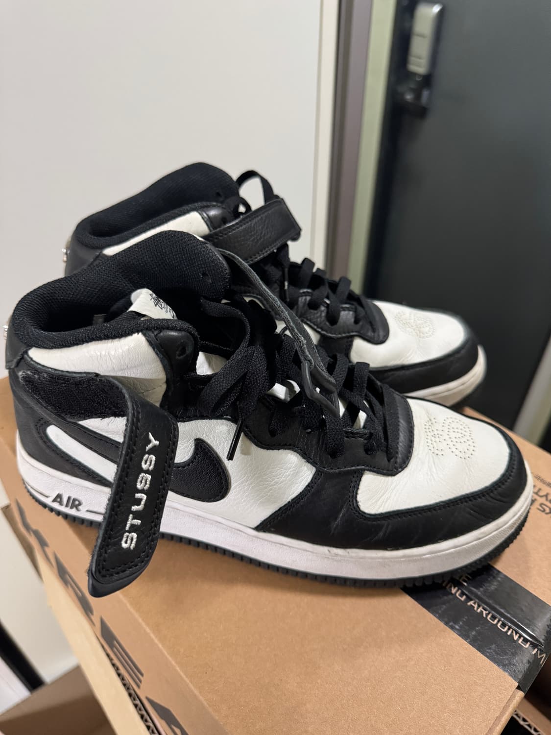 나투시 에어포스 미드 275 상품이미지1