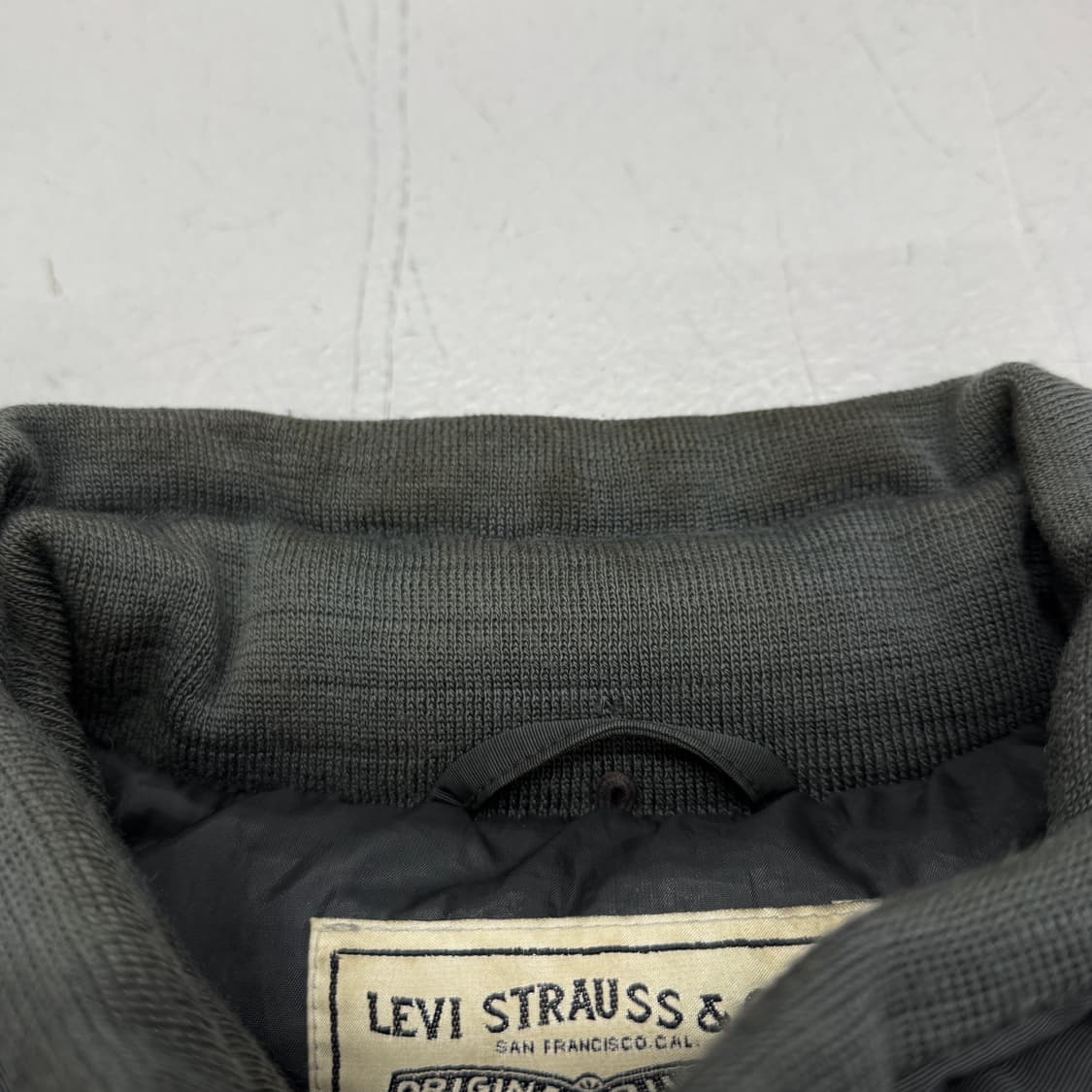 리바이스 바이커 레더도킹 숏 패딩 카키 상품이미지6